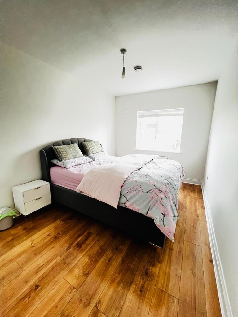 Room In Limerick Exterior photo